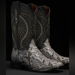 Python 100% leather western squared   boots.. 11.5